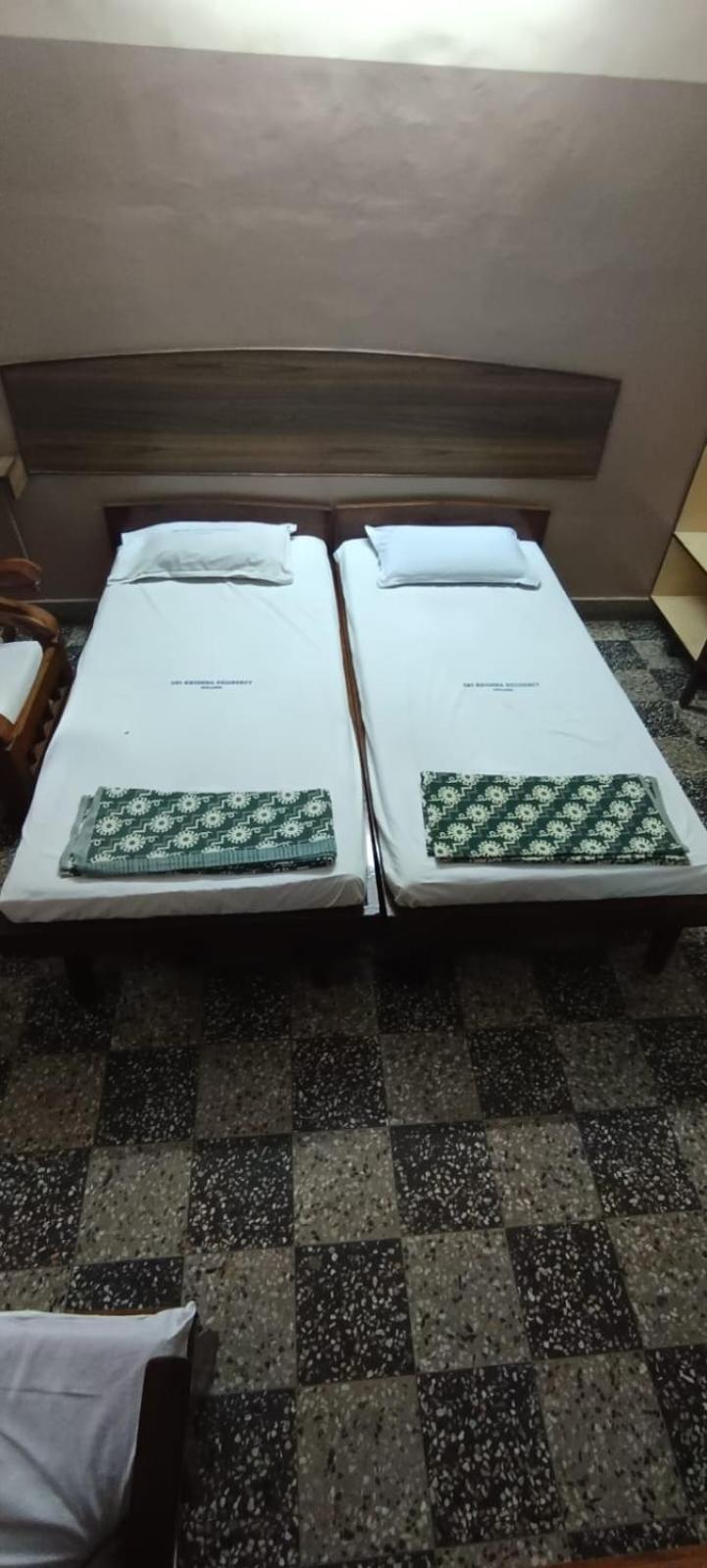 Sri Krishna Residency Hotell Vellore Exteriör bild