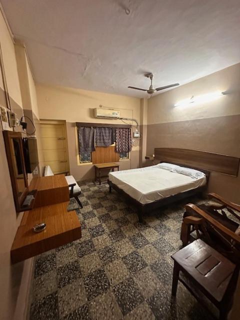 Sri Krishna Residency Hotell Vellore Exteriör bild